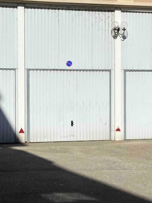 Spacieux T2 Cosy En Face De La Gare Avec Garage ! ベルフォール エクステリア 写真